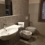 Dalu Nyaraló Tirano